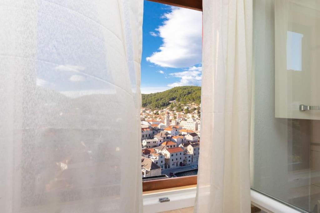 Bento Apartment - Best View On Town And Sea Pucisca Exteriér fotografie